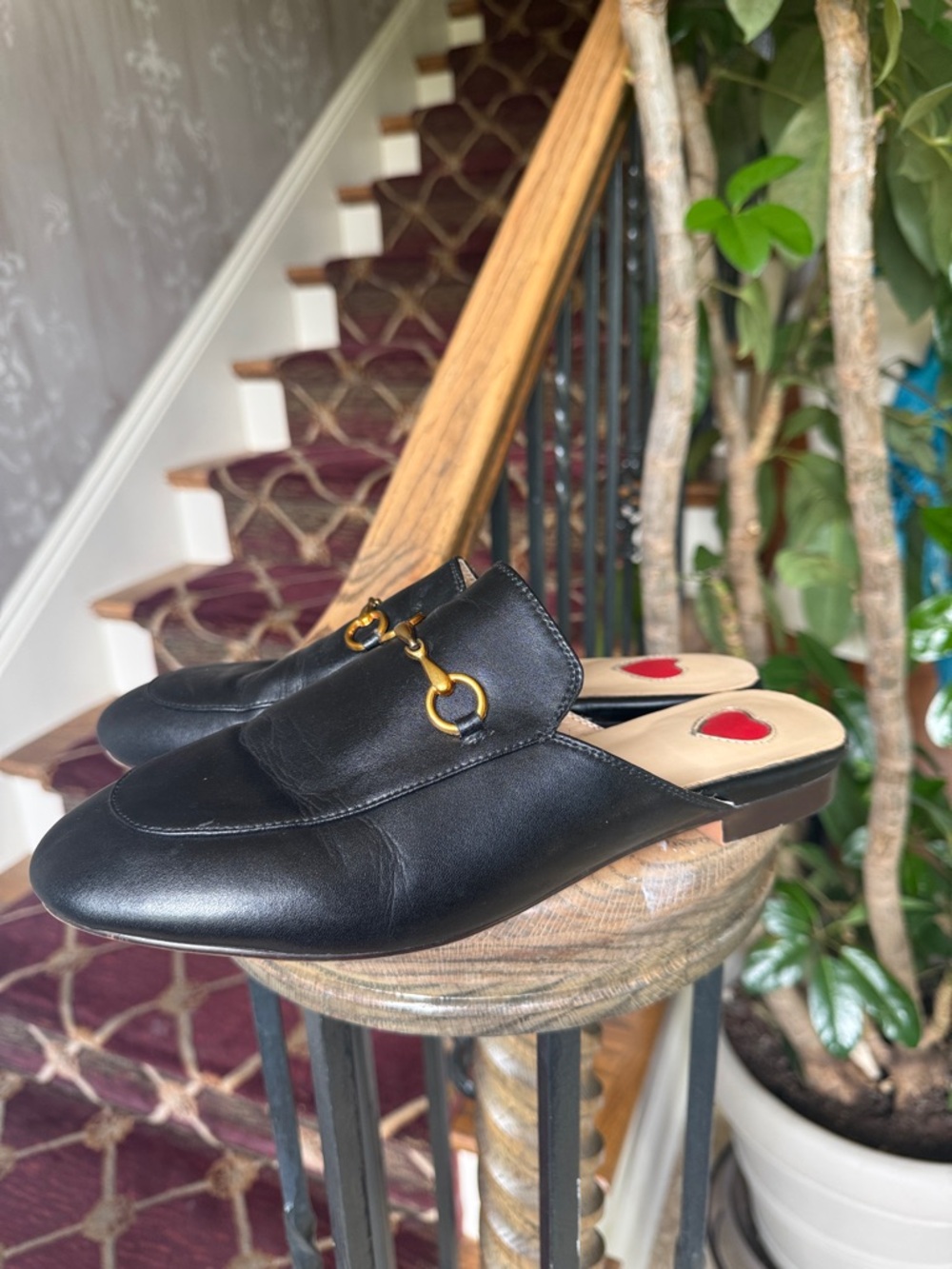 ARQA ladies, black leather mules, very good condition US size 8 - Picture 12 of 12